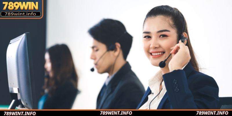 Gặp vấn đề cần liên hệ CSKH 789Win